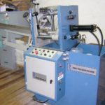 CÓD. 1832 - Mini Troqueladora RADIAL TECNOGRAF Mod MTRT 180/180. Ano 2001