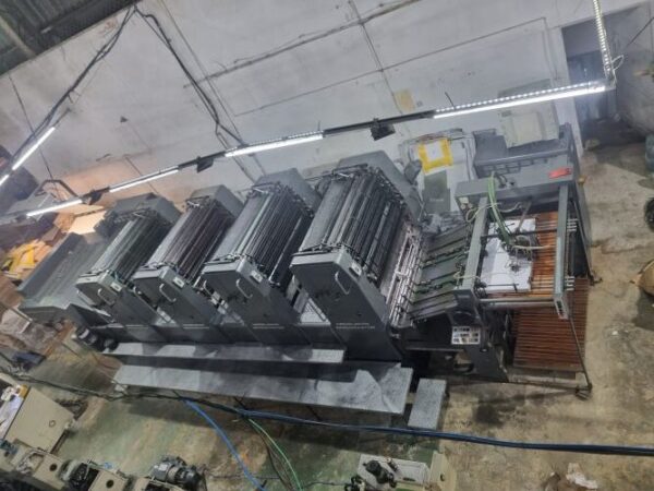CÓD. 2766 - SM 102, 4 cores ano 1986 - Imagem 3