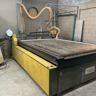 CÓD. 3255 - Máquina de cortar madeiras Router Scriba Victor Ciola